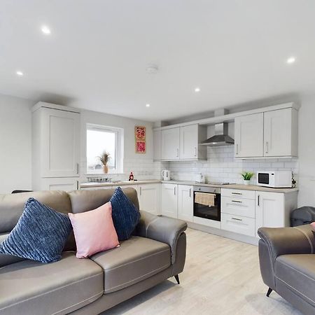 Contemporary 2-Bedroom Apartment ベルファスト エクステリア 写真